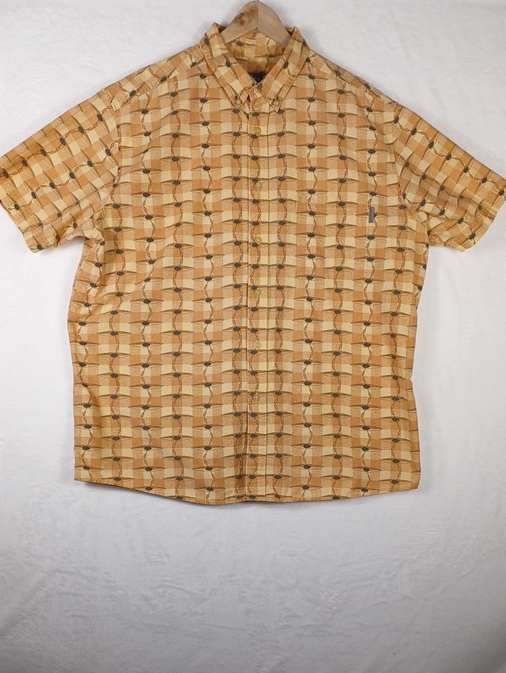 Woolrich Men's Short Sleeve Button-Down Shirt, Wheat Kayak Pattern, XXL.